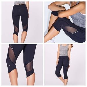 Lululemon Home Stretch Crop (19") - navy - sz 6